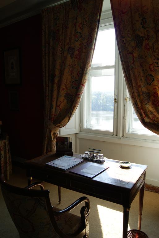 Hôtel Chateau De La Verrerie à Aubigny-sur-Nère Chambre photo