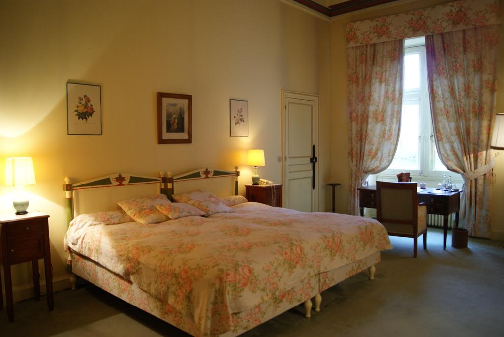 Hôtel Chateau De La Verrerie à Aubigny-sur-Nère Chambre photo