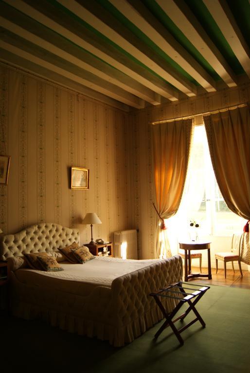Hôtel Chateau De La Verrerie à Aubigny-sur-Nère Chambre photo