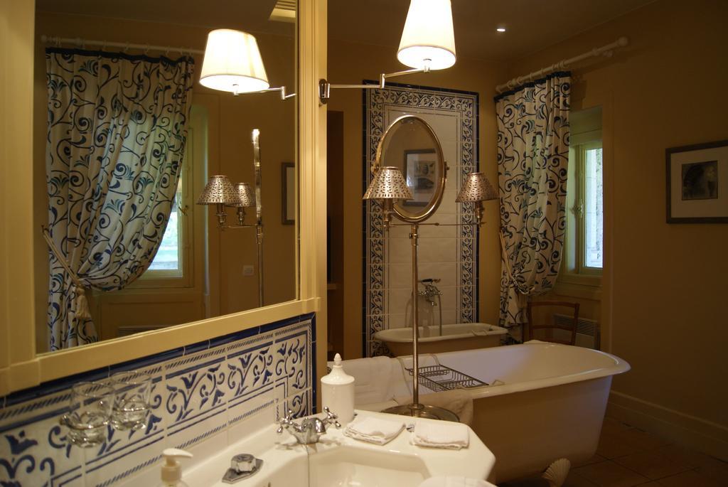 Hôtel Chateau De La Verrerie à Aubigny-sur-Nère Chambre photo