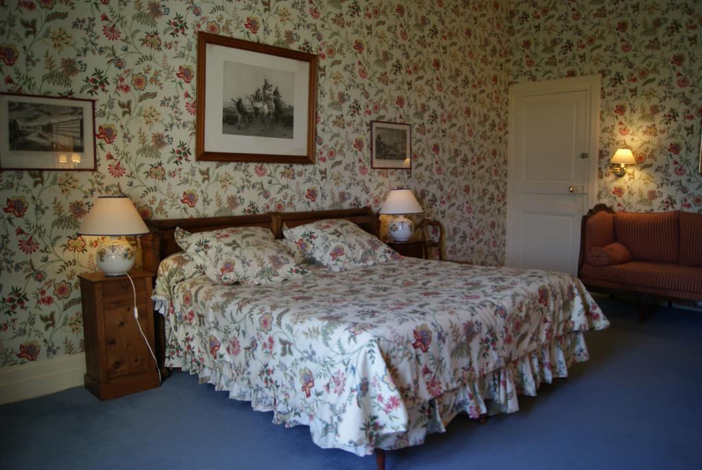 Hôtel Chateau De La Verrerie à Aubigny-sur-Nère Chambre photo