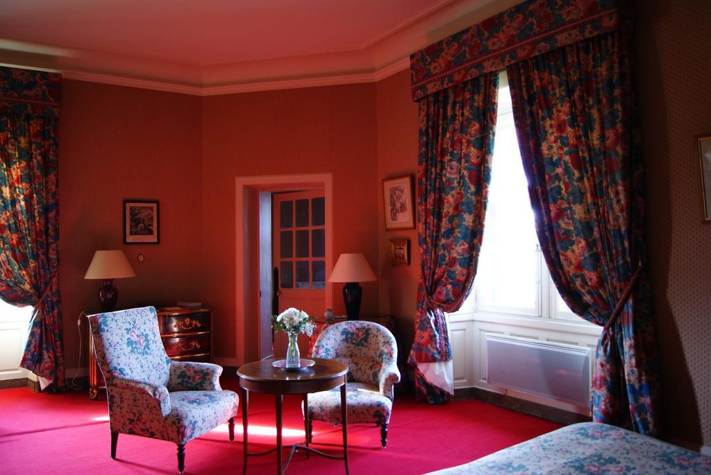 Hôtel Chateau De La Verrerie à Aubigny-sur-Nère Chambre photo