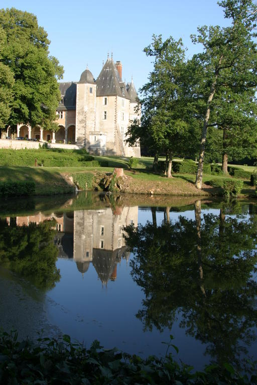 Hôtel Chateau De La Verrerie à Aubigny-sur-Nère Extérieur photo